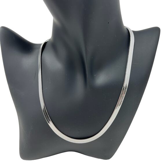 Jennifer Zeuner Jewelry Allie Herringbone Necklace Sterling Silver 15-17" - Picture 2 of 9
